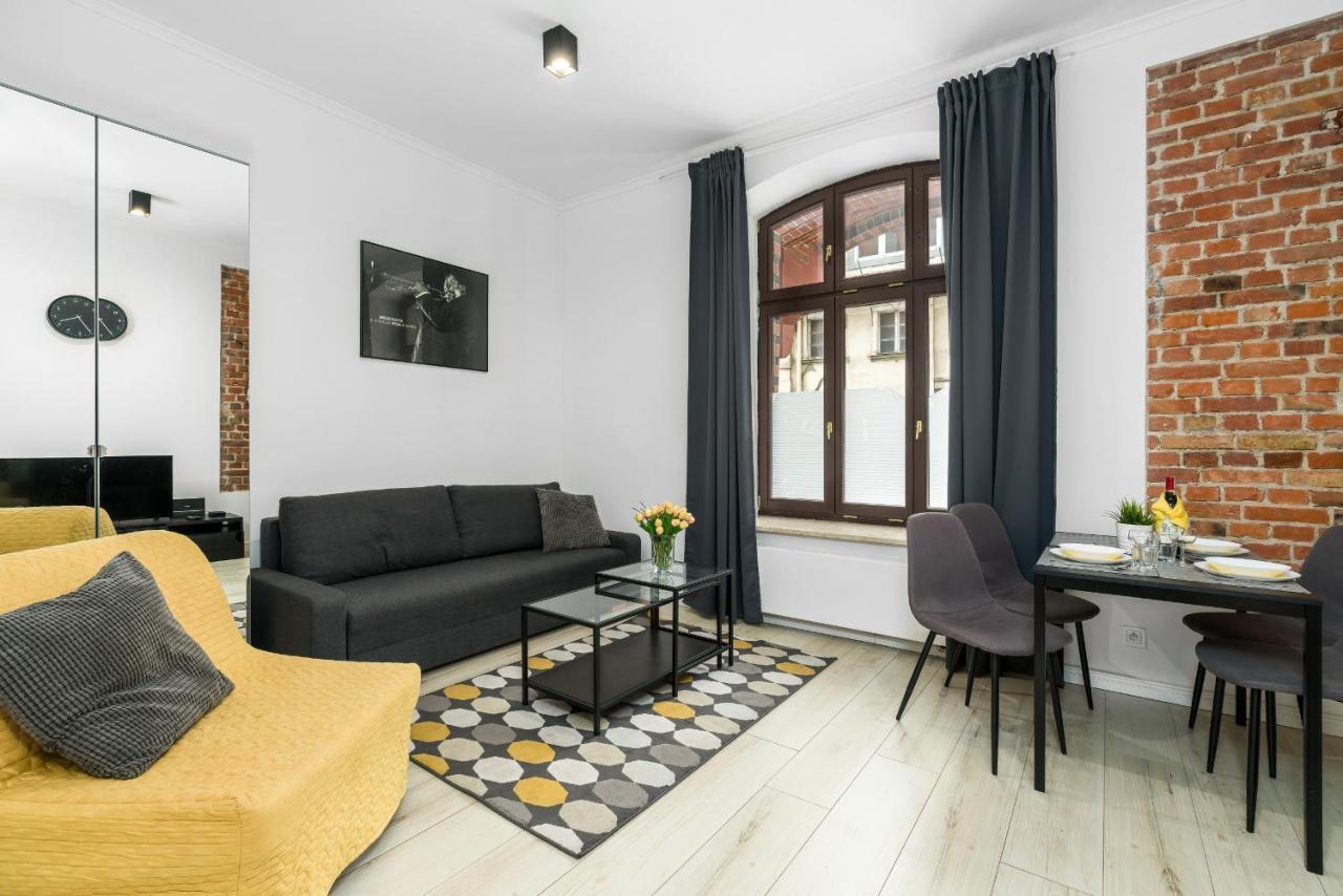 Apartments City Center Saint Wojciech By Renters Познан Екстериор снимка