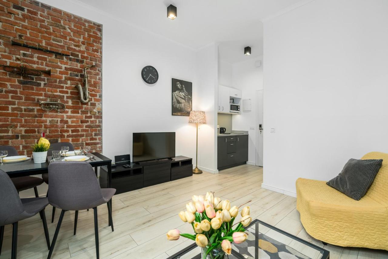 Apartments City Center Saint Wojciech By Renters Познан Екстериор снимка
