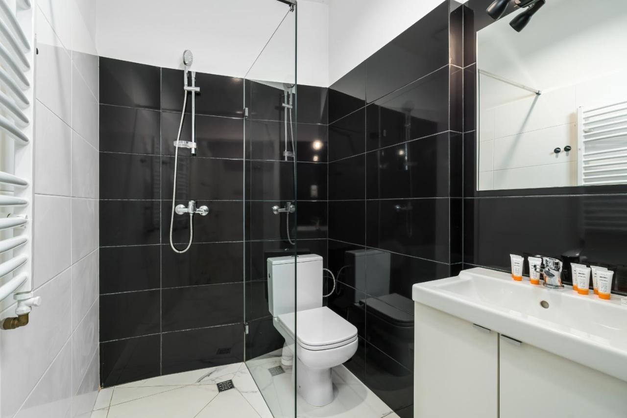 Apartments City Center Saint Wojciech By Renters Познан Екстериор снимка